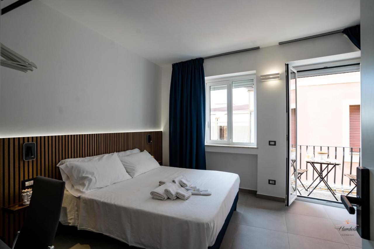 Humboldt Luxury Rooms טאורמינה מראה חיצוני תמונה