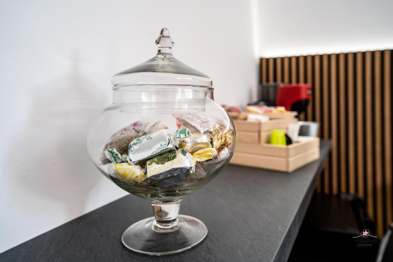 Humboldt Luxury Rooms טאורמינה מראה חיצוני תמונה