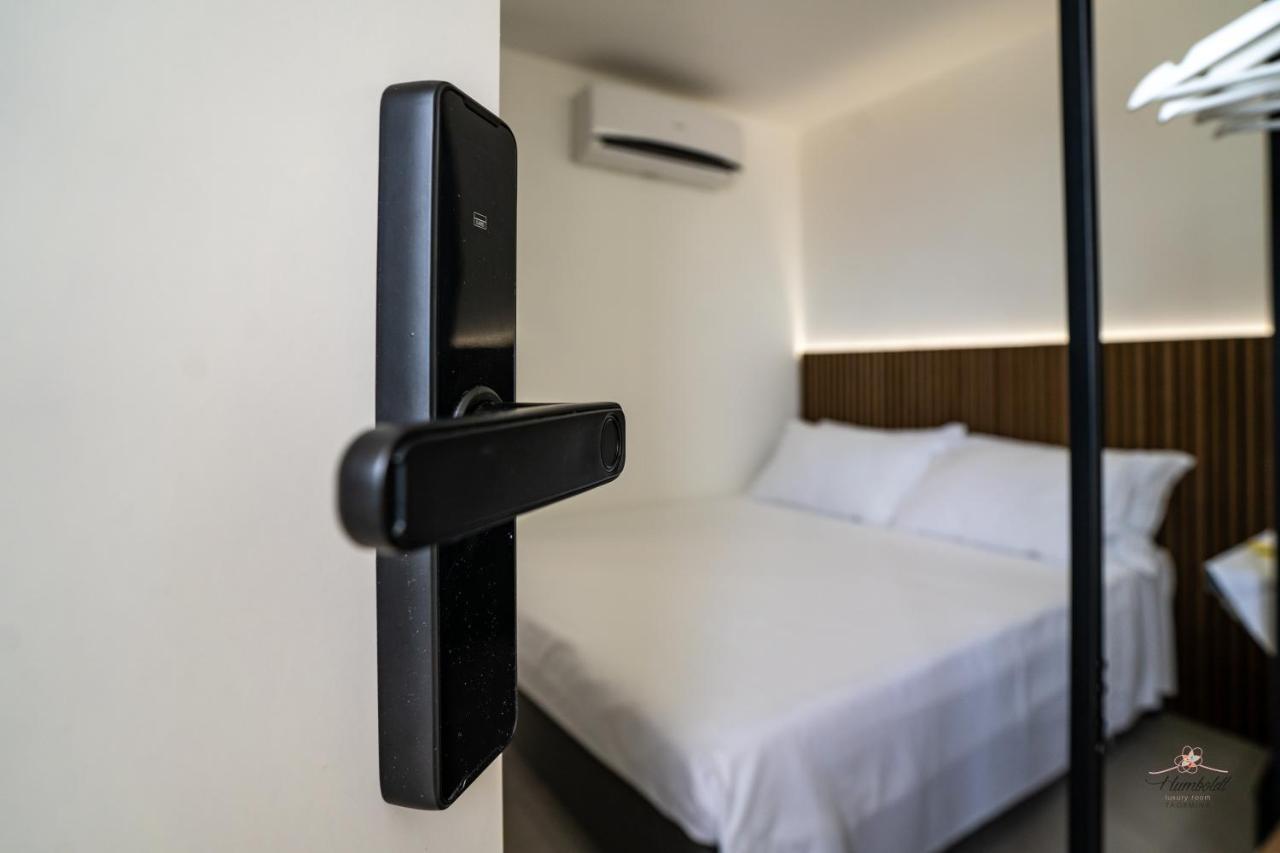 Humboldt Luxury Rooms טאורמינה מראה חיצוני תמונה