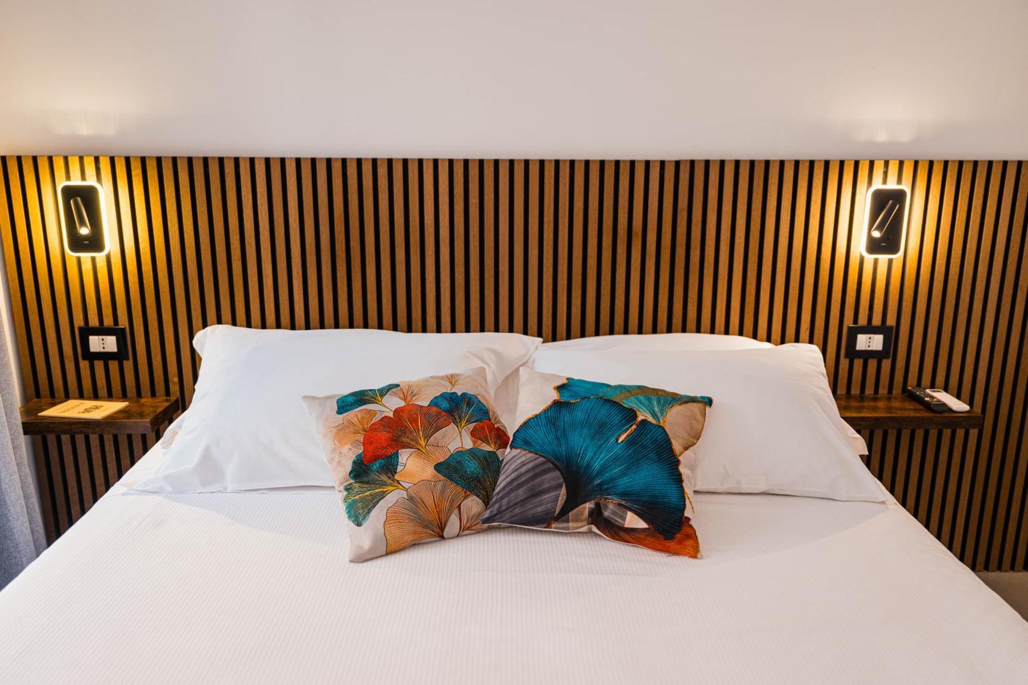 Humboldt Luxury Rooms טאורמינה מראה חיצוני תמונה
