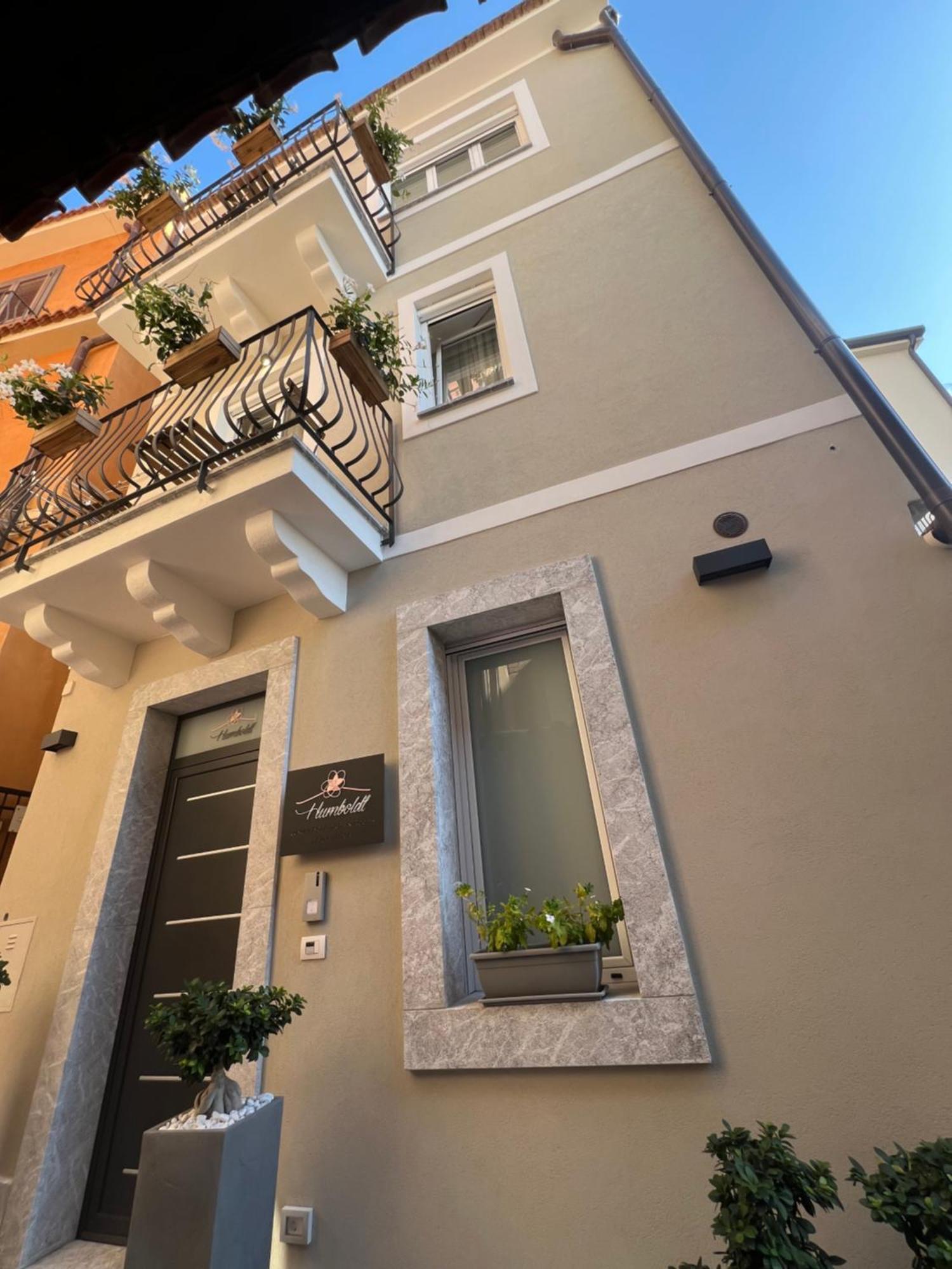Humboldt Luxury Rooms טאורמינה מראה חיצוני תמונה